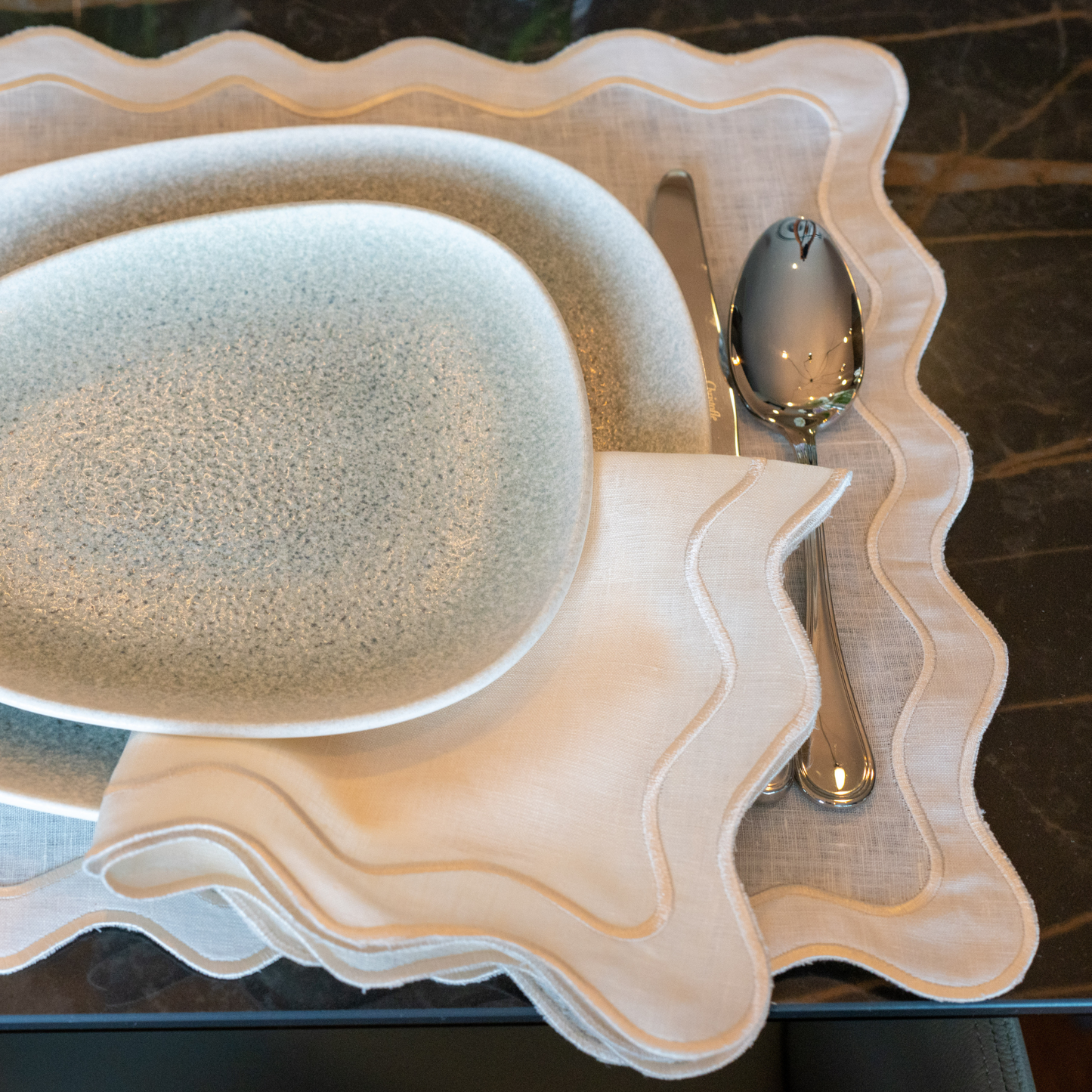 Tablescape - Set Beige (Mantel y Servilleta)